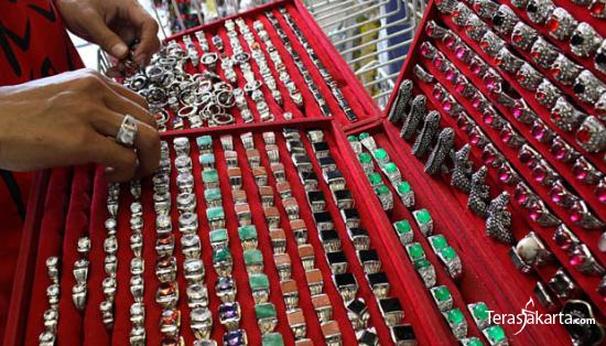 Menata Cincin Menata Cincin