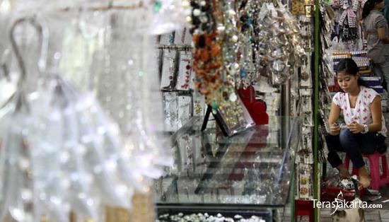 Seorang Wanita Pedagang Seorang Wanita Pedagang